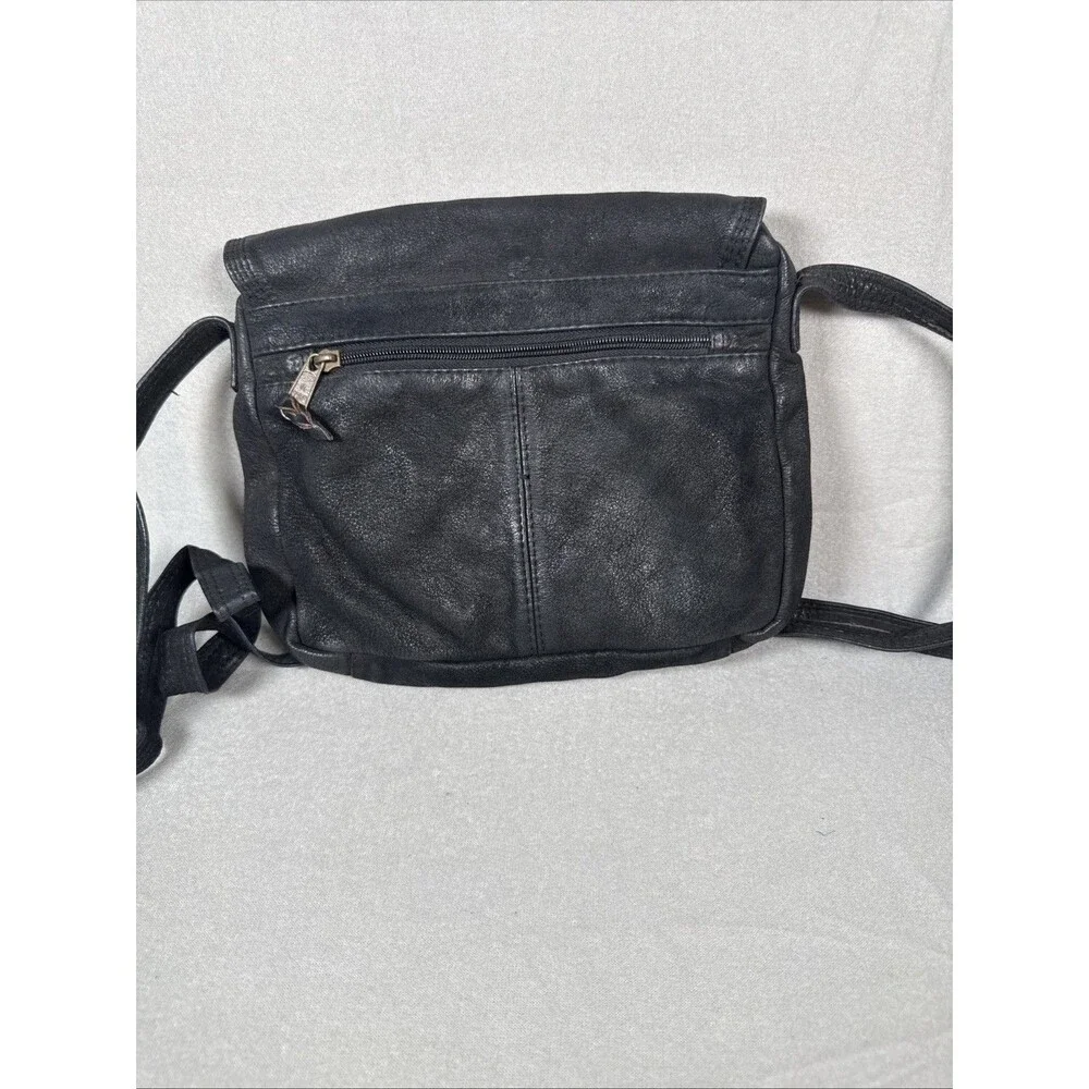 Vintage Emily Ann of Boca Raton Florida Leather Flap Crossbody Shoulder Bag Tan